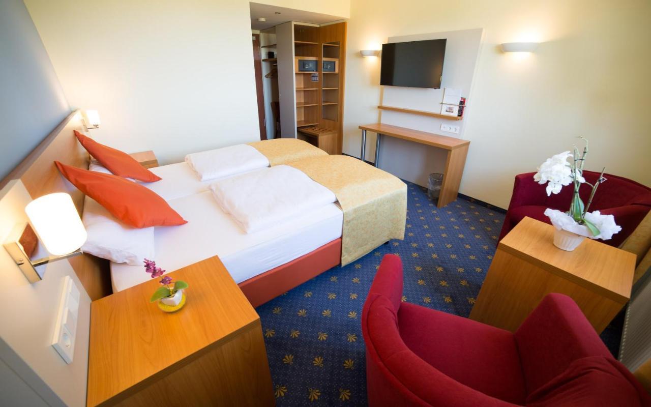 Berghotel Tambach Kültér fotó